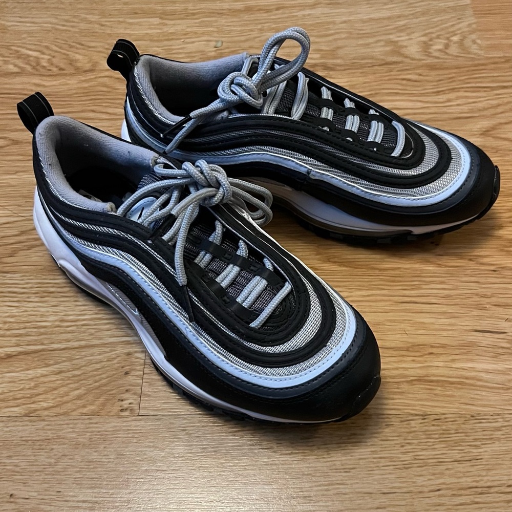 Nike  97